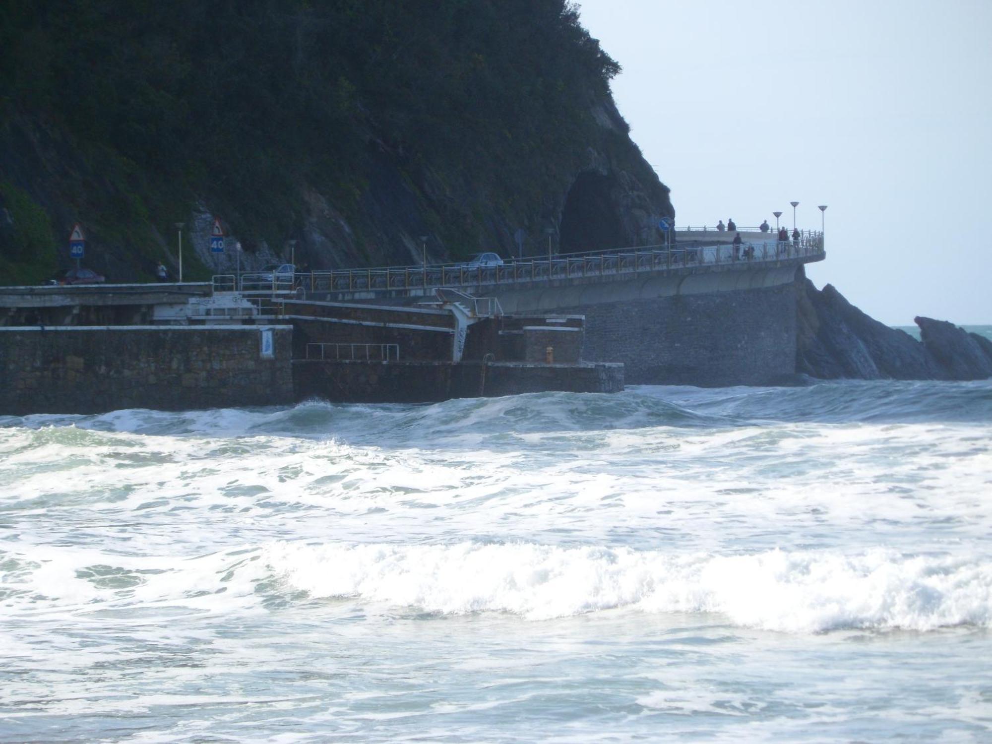 Pension Ipar Zarautz Buitenkant foto